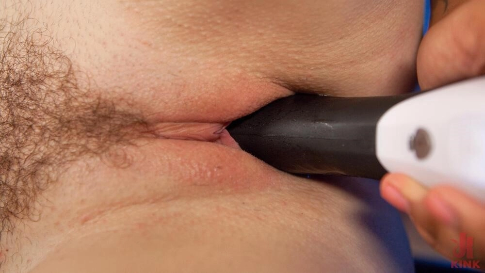 Veruca James Submits