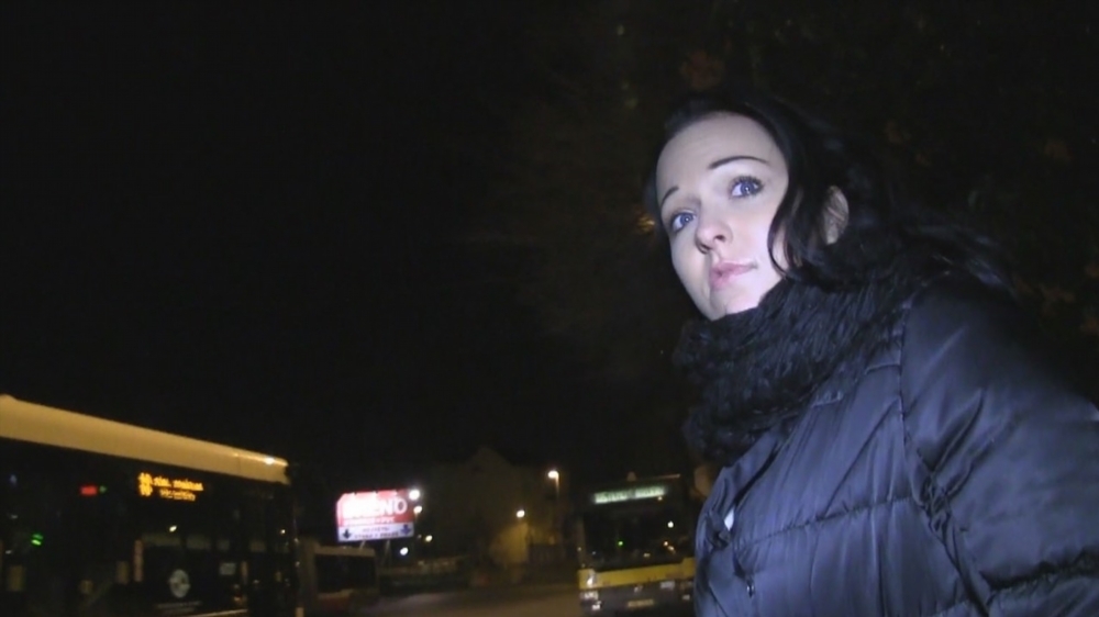 Shy Hottie Sheds Her Clothes When Stranger Proposes They Fuck