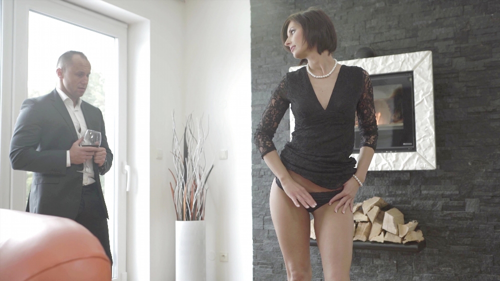 Jenifer Jane likes her men muscular hard and in her ass